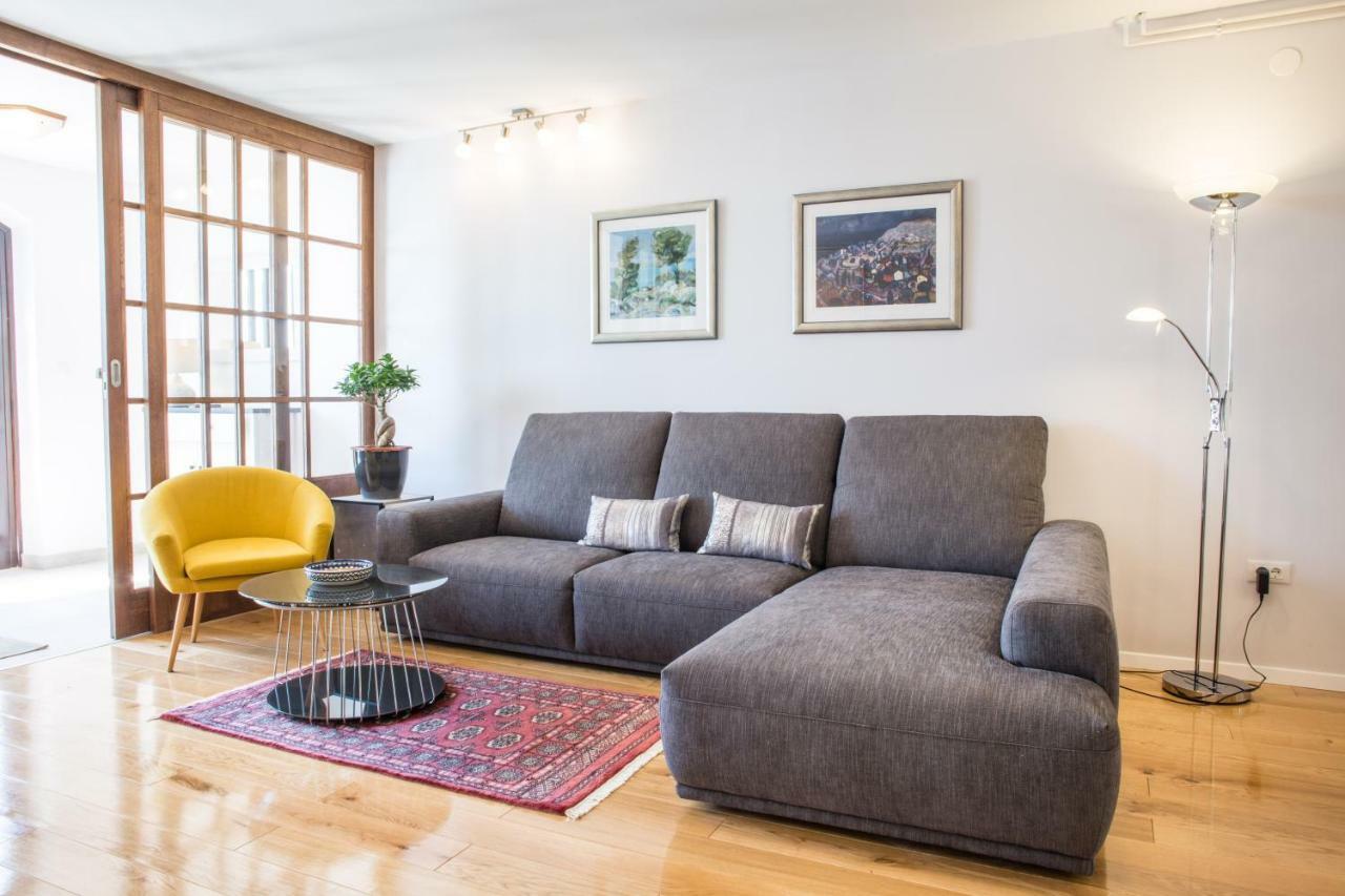 Melody M Apartment With Private Pool سبليت المظهر الخارجي الصورة